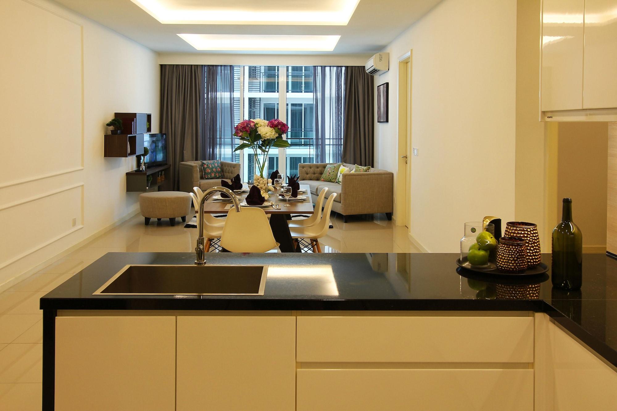 The Shore & Residences Hotel 4*
