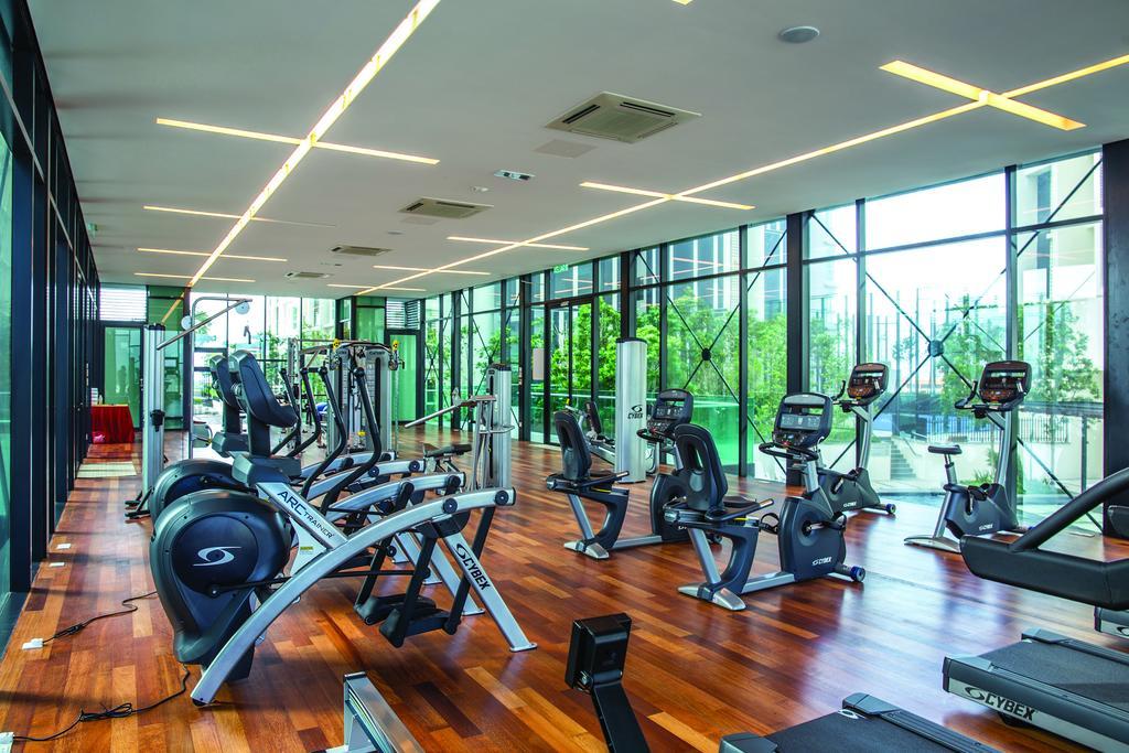 Hotel The Shore & Residences 4*